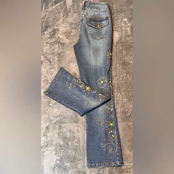 Mixit Denim - Mixit Embroidered Flare Jeans in Blue with Yellow Accents Size 6